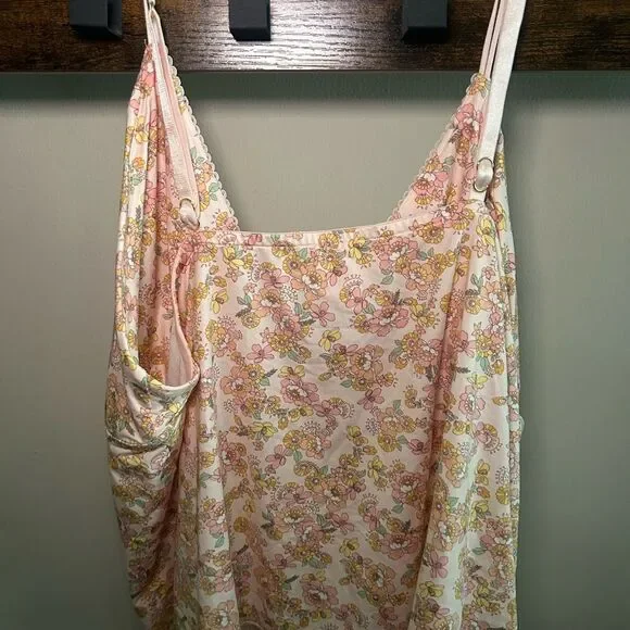 GREAT CONDITION Power 2 The Flower Floral Tank Size XL - Picture 4 of 4